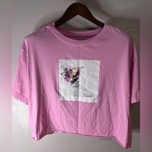 Nike Women’s Size L Crop Tee